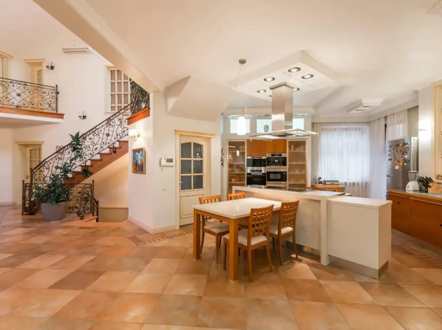 Top 10 reasons to request a professional remodeling project